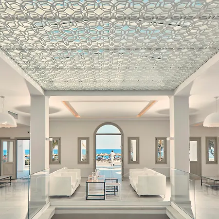 Aqua Blue Beach Hotel